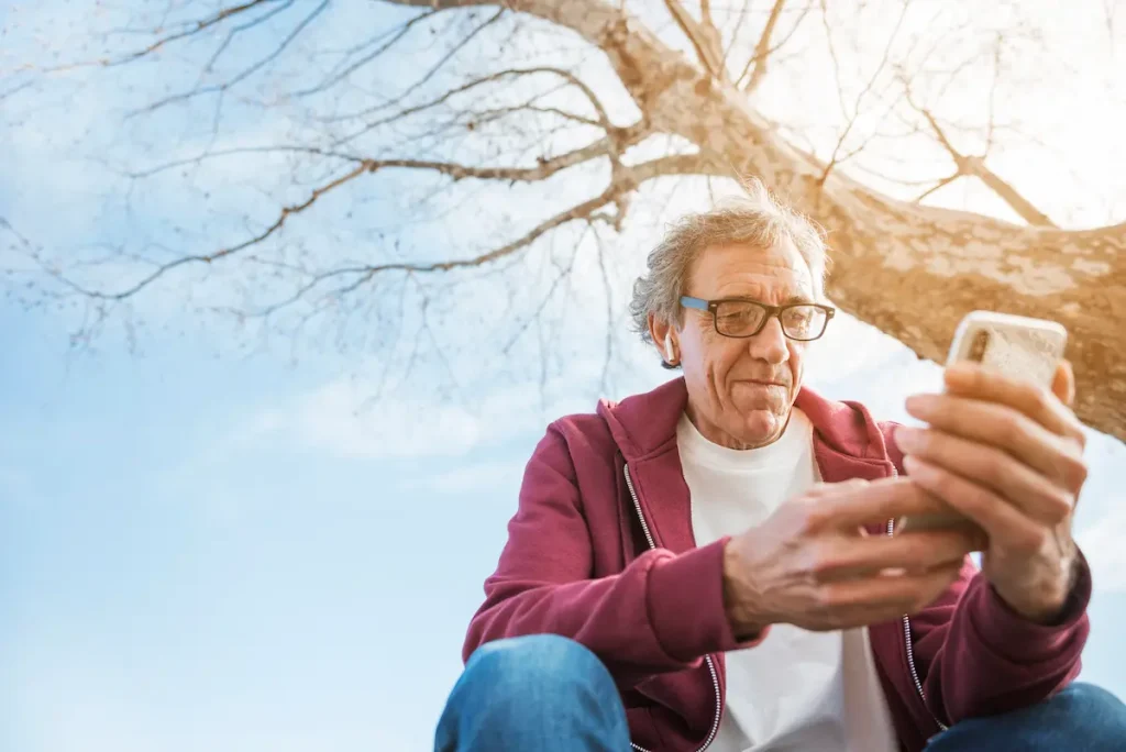 Impacto de la tecnología en la percepción del envejecimiento envejecimiento activo y tecnología